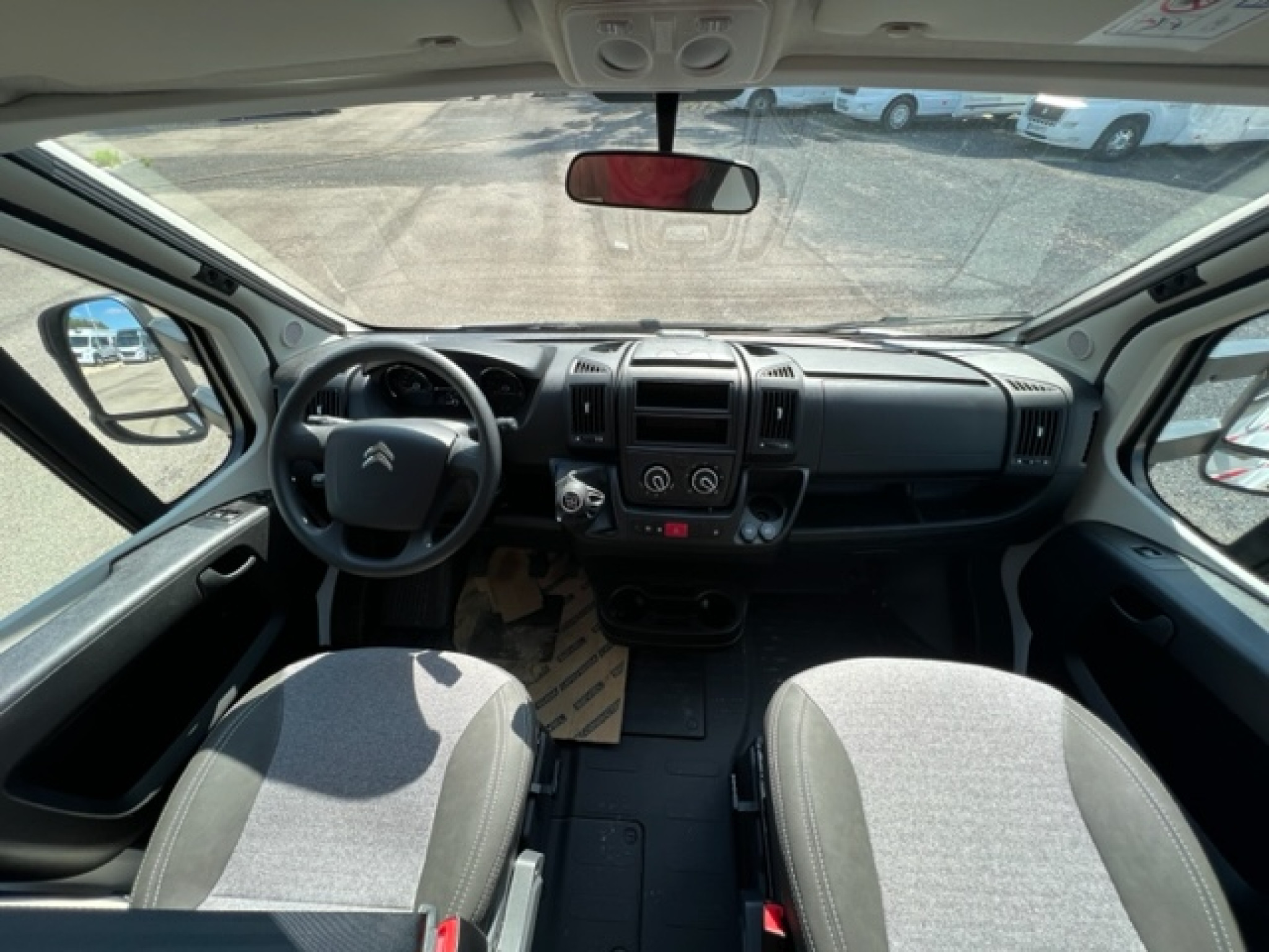 41686-03-2048.jpg