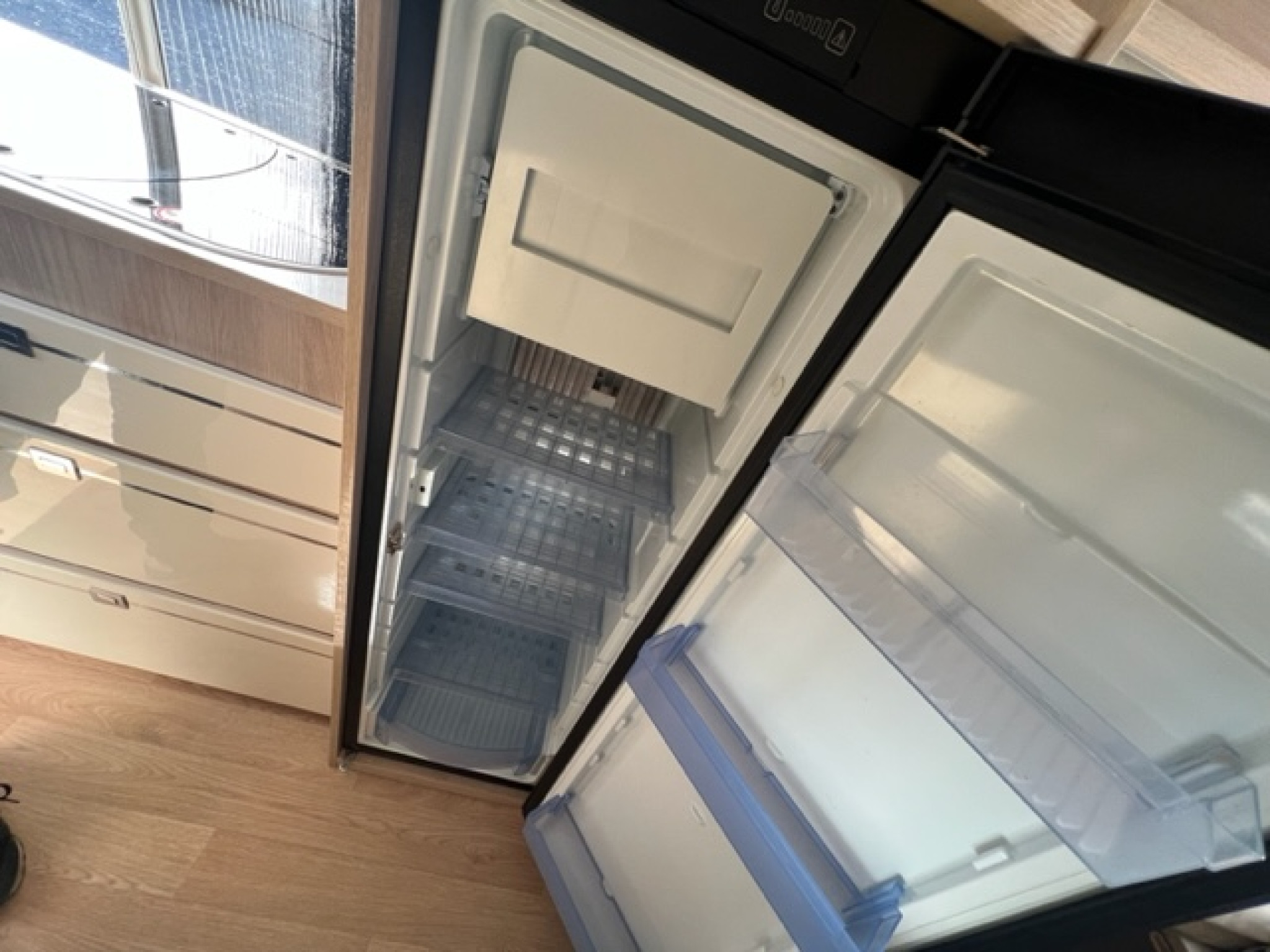42143-07-2048.jpg