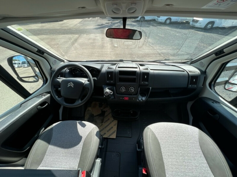 41686-03-2048.jpg
