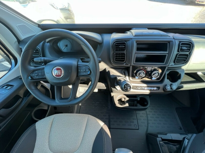 41854-02-2048.jpg