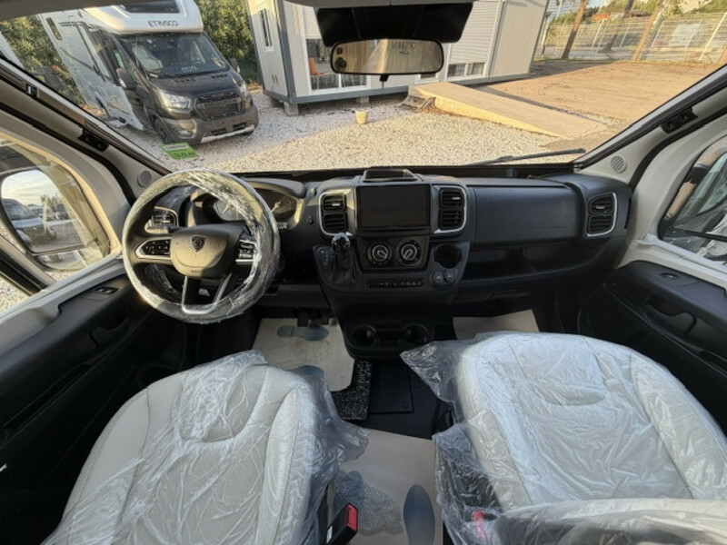 44042-04-2048.jpg